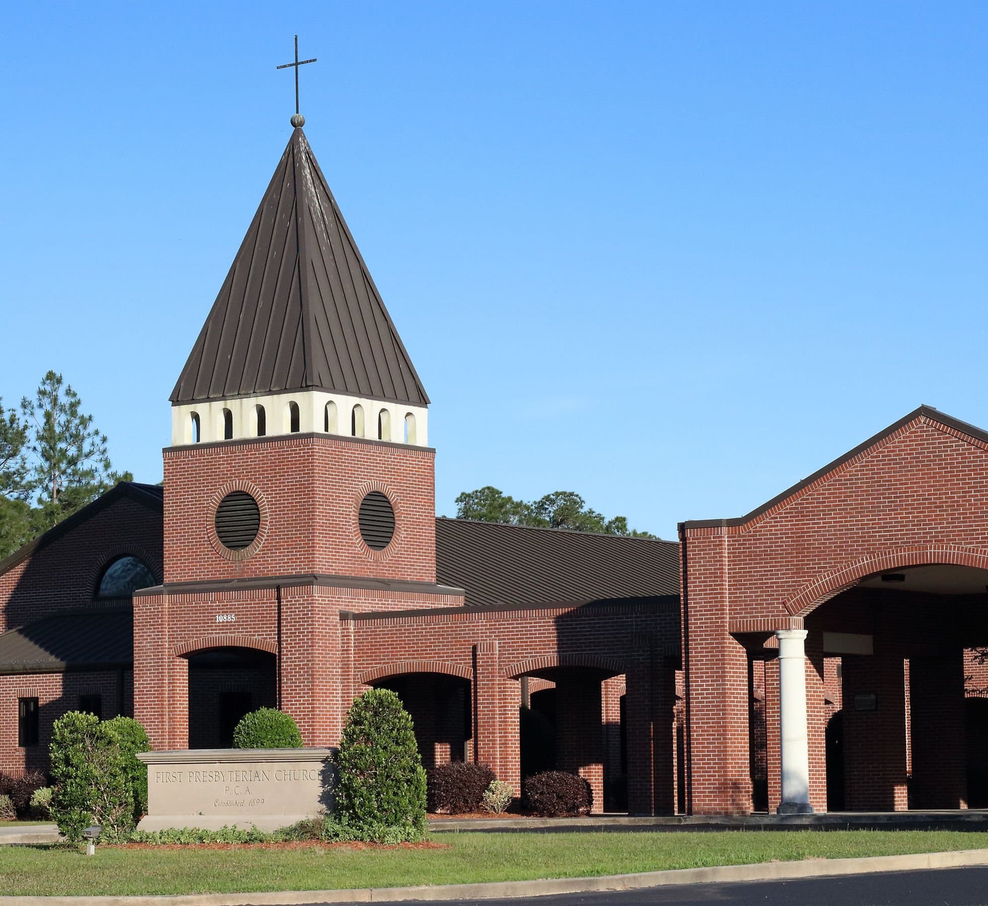 First Presbyterian Church exterior