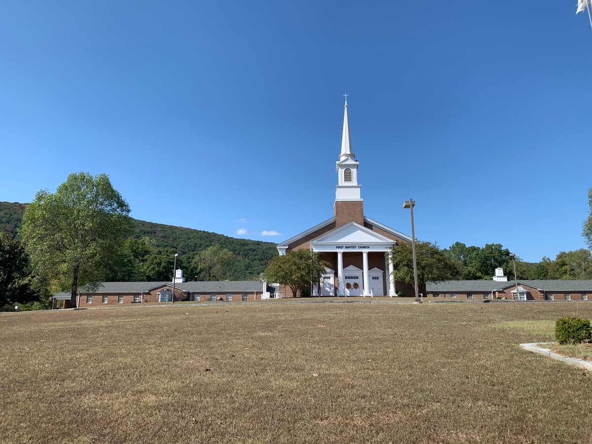 First Baptist Church Soddy Daisy exterior